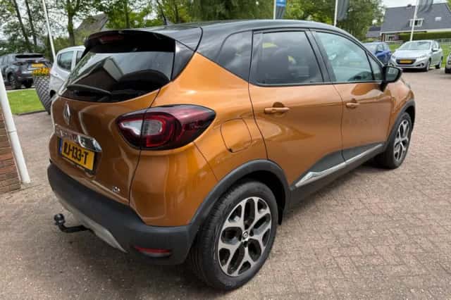 Renault Captur (2017) thumbnail 3