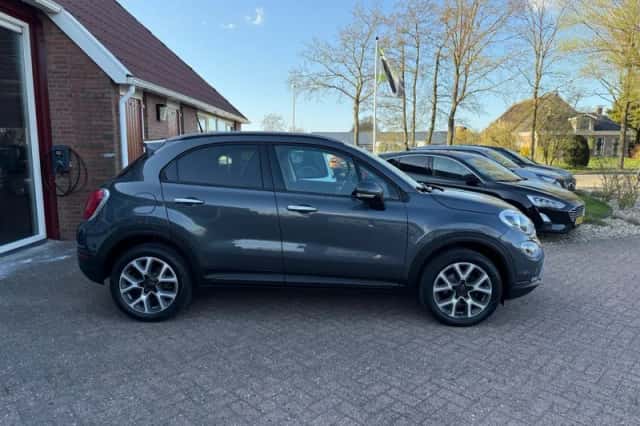 Fiat 500X (2015) thumbnail 2