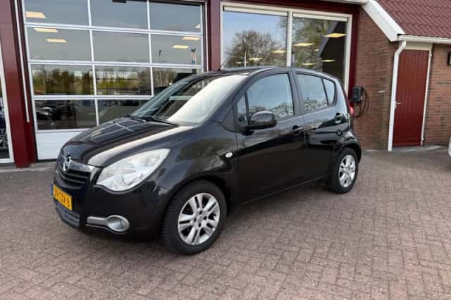 Opel Agila (2012) thumbnail 6