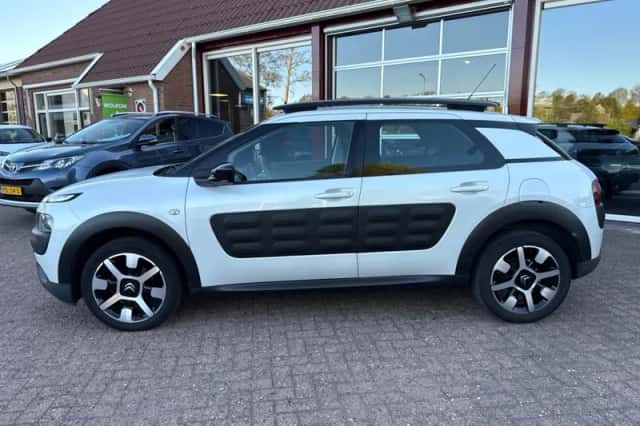 Citroën C4 (2016) thumbnail 6