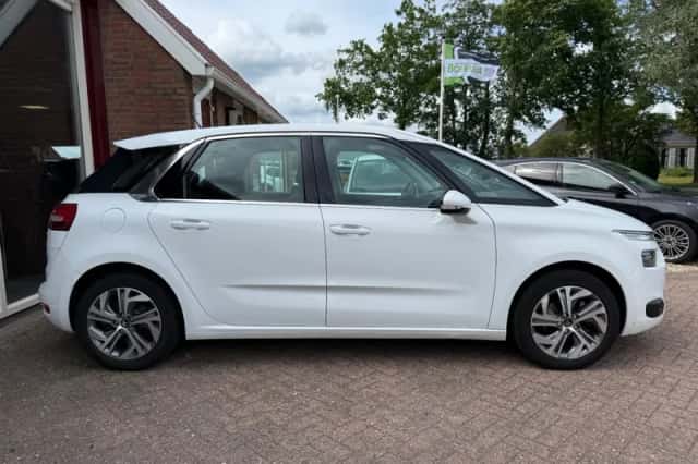 Citroën C4 Picasso (2016) thumbnail 2