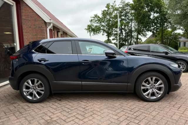 Mazda CX-30 (2022) thumbnail 2