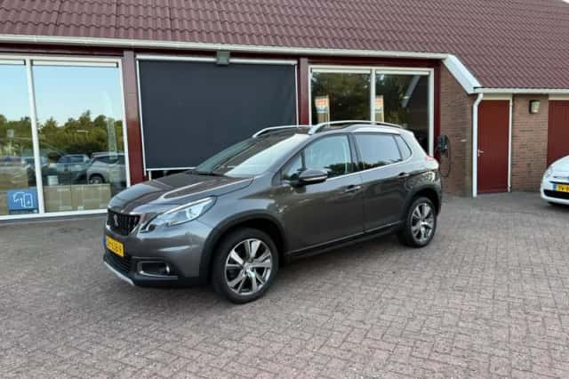 Peugeot 2008 (2019) thumbnail 6