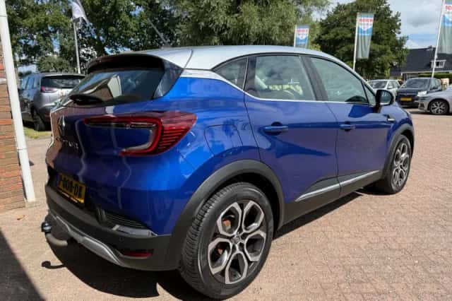 Renault Captur (2021) thumbnail 5
