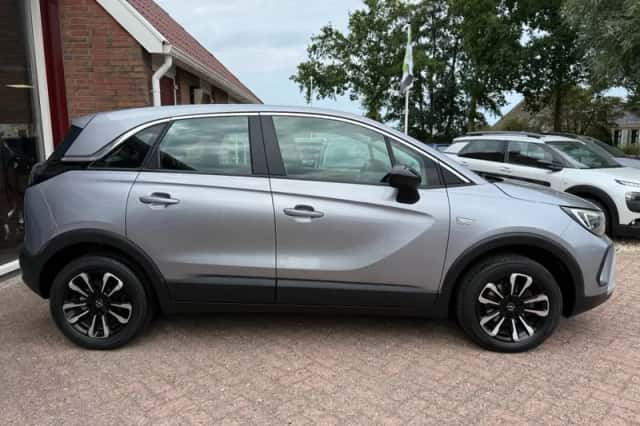 Opel Crossland (2021) thumbnail 2