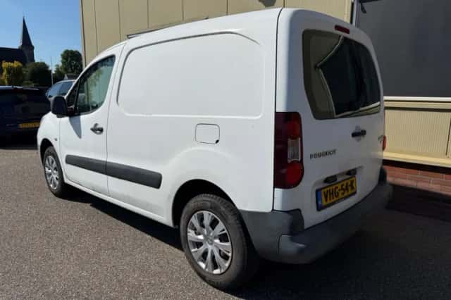 Peugeot e-Partner (2014) thumbnail 3