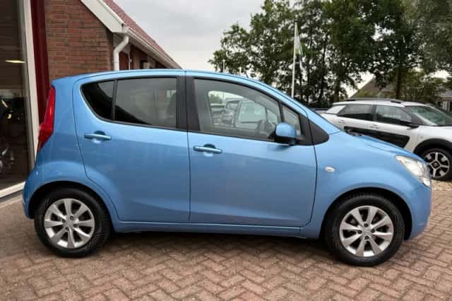Opel Agila (2014) thumbnail 2