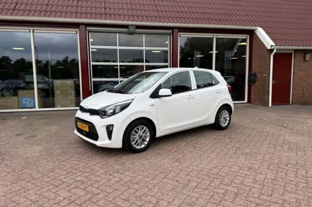 Kia Picanto (2024) thumbnail 6