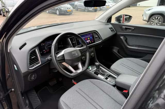 SEAT Ateca (2023) thumbnail 4