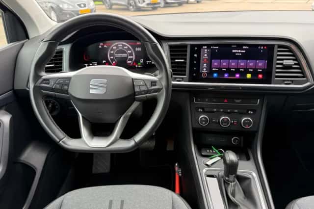 SEAT Ateca (2023) thumbnail 5