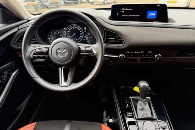 Mazda CX-30 (2024) thumbnail 5
