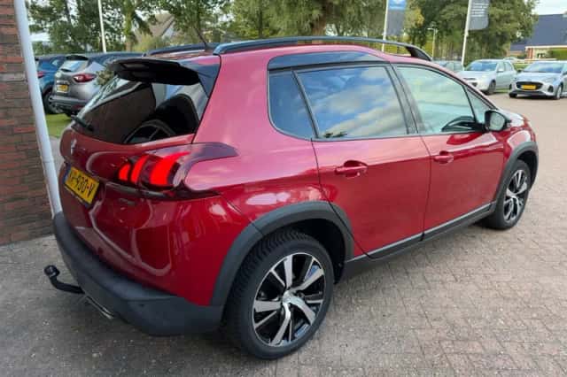 Peugeot 2008 (2016) thumbnail 3