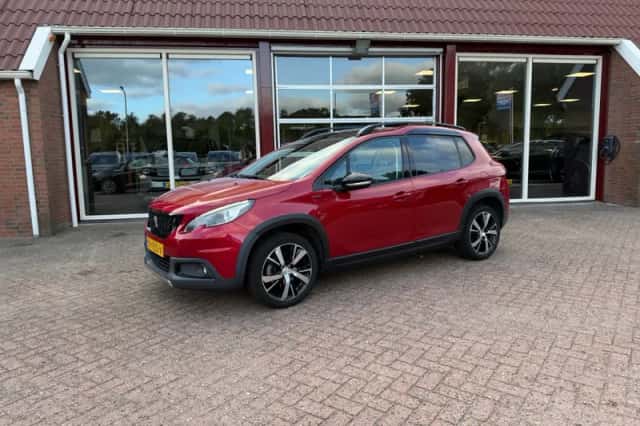 Peugeot 2008 (2016) thumbnail 6