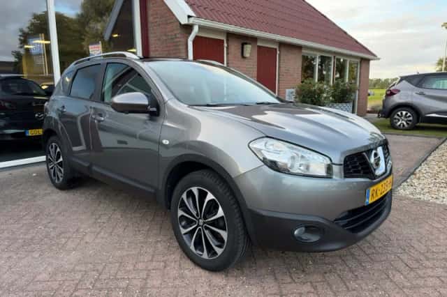 Nissan Qashqai (2012) thumbnail 1