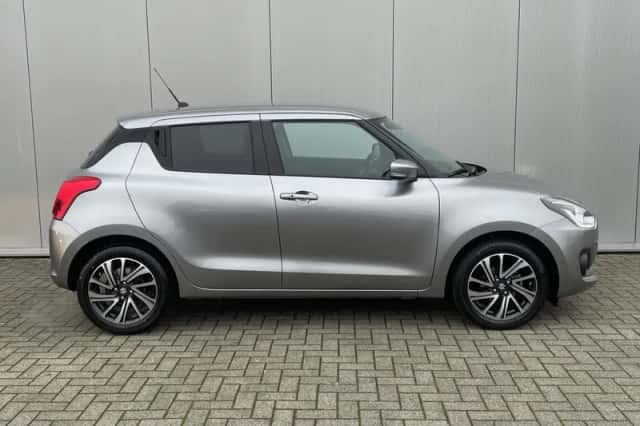 Suzuki Swift (2024) thumbnail 3
