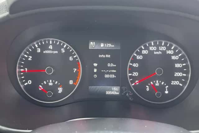 Kia Picanto (2023) thumbnail 6