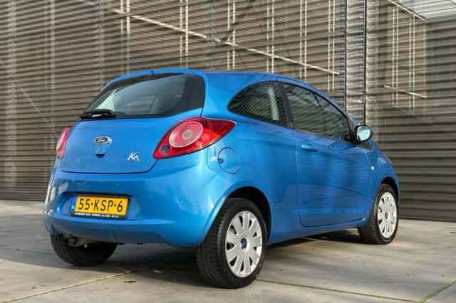 Ford Ka (2010) thumbnail 3