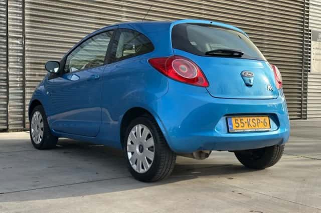 Ford Ka (2010) thumbnail 4