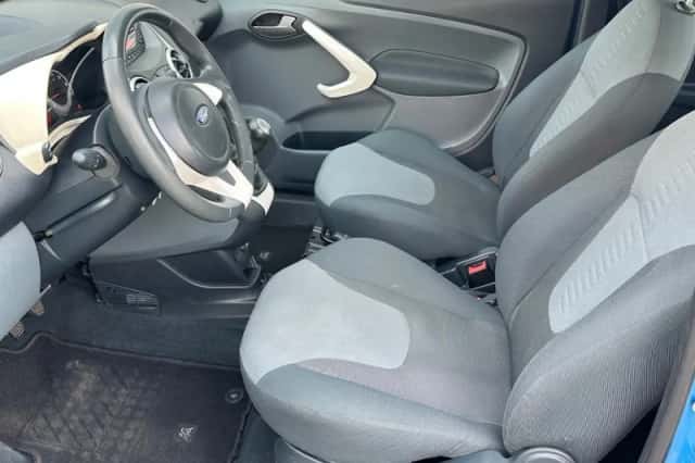 Ford Ka (2010) thumbnail 6