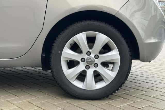 Opel Meriva (2011) thumbnail 5