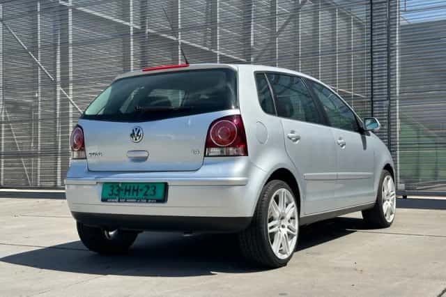 Volkswagen Polo (2007) thumbnail 3