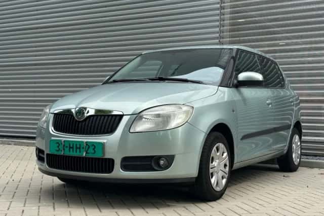 Škoda Fabia (2010) thumbnail 1