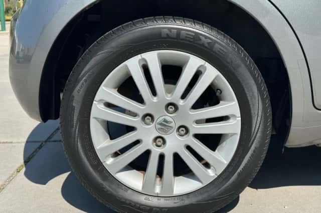 Suzuki Splash (2012) thumbnail 5
