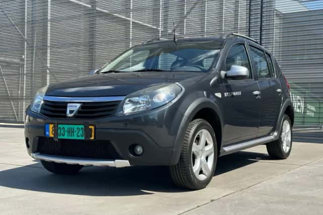 Dacia Sandero (2011) thumbnail 1