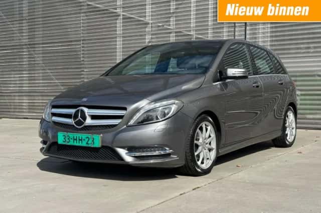 Mercedes-Benz B-Klasse (2013) thumbnail 1