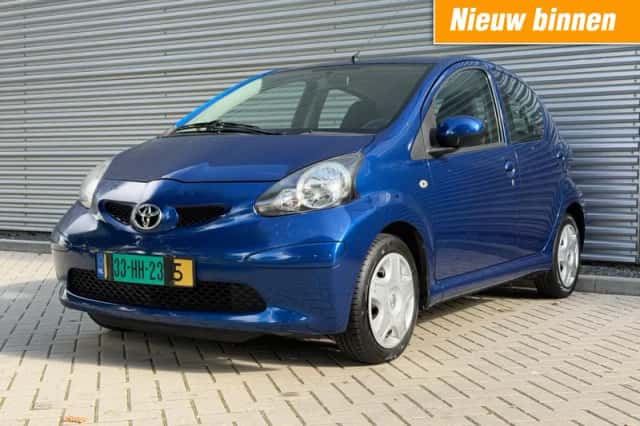 Toyota Aygo (2008) thumbnail 1