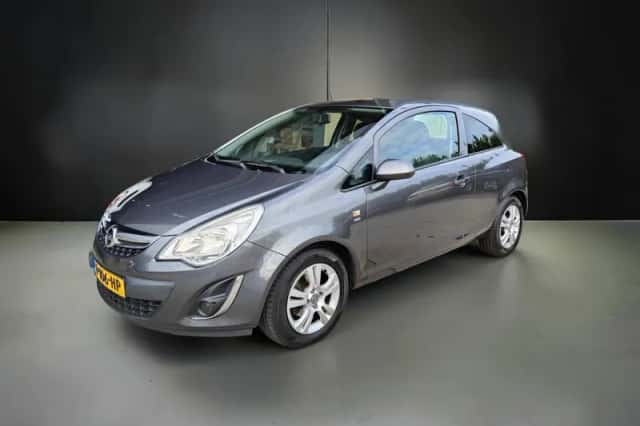 Opel Corsa (2011) thumbnail 1