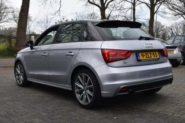 Audi A1 (2015) thumbnail 4