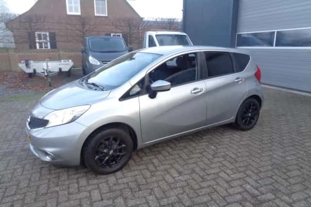 Nissan Note (2016) thumbnail 1