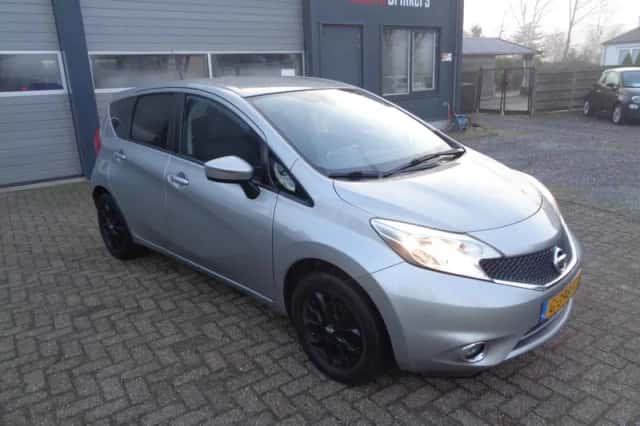 Nissan Note (2016) thumbnail 3