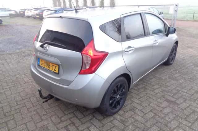 Nissan Note (2016) thumbnail 4