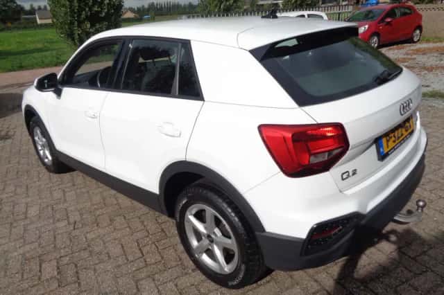 Audi Q2 (2022) thumbnail 5