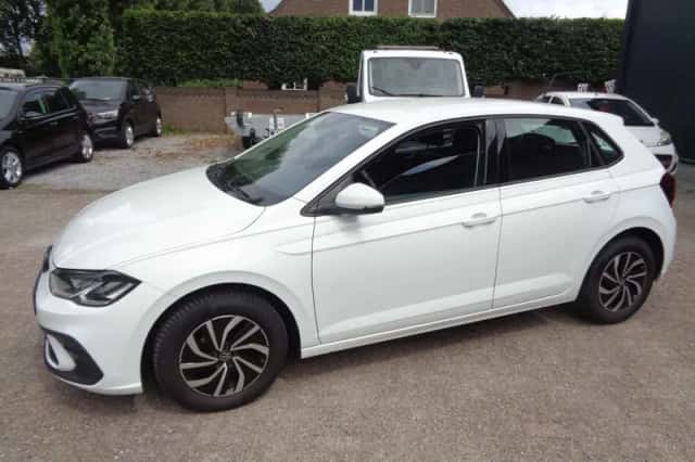 Volkswagen Polo (2023) thumbnail 1