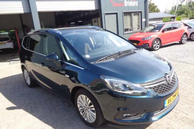 Opel Zafira (2019) thumbnail 3