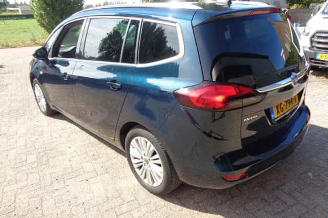 Opel Zafira (2019) thumbnail 5