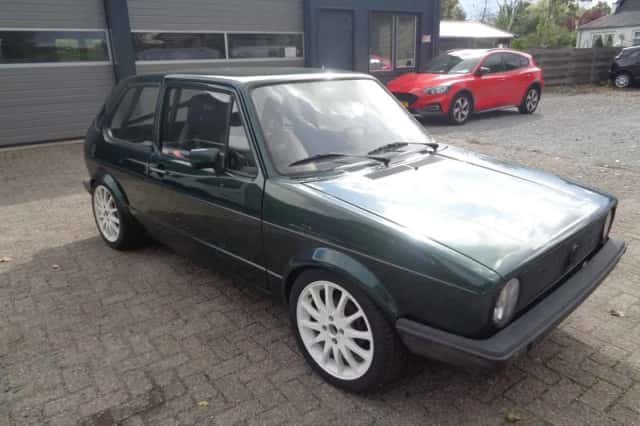 Volkswagen Golf (1977) thumbnail 3