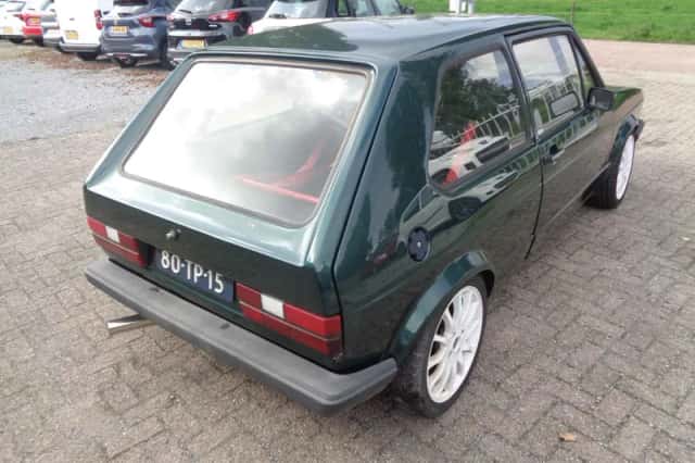 Volkswagen Golf (1977) thumbnail 4