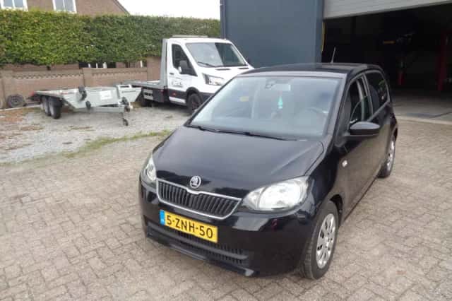 Škoda Citigo (2015) thumbnail 2