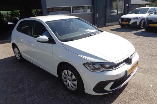 Volkswagen Polo (2022) thumbnail 3