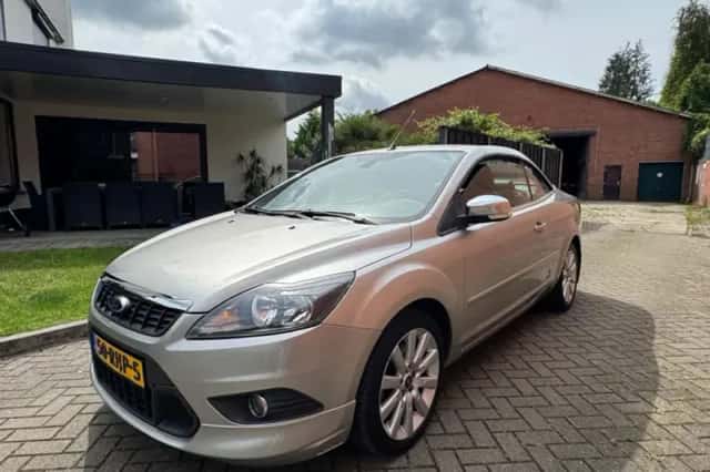 Ford Focus (2011) thumbnail 5