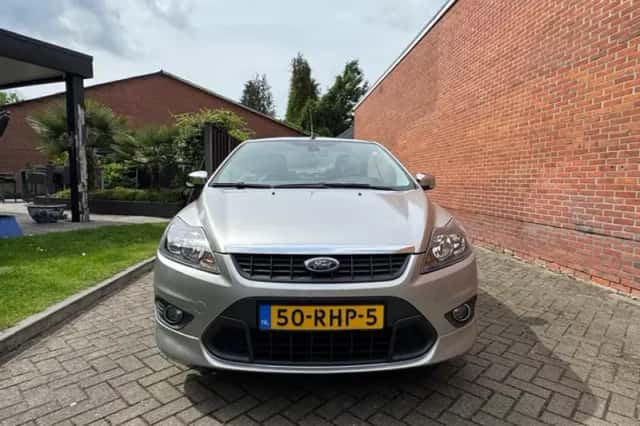 Ford Focus (2011) thumbnail 6