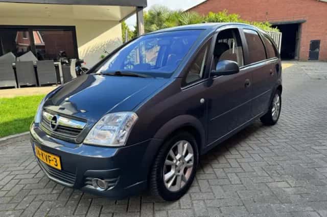 Opel Meriva (2010) thumbnail 5