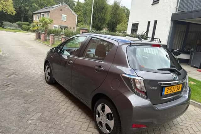 Toyota Yaris (2013) thumbnail 4