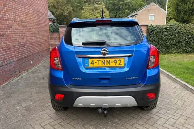 Opel Mokka (2014) thumbnail 3