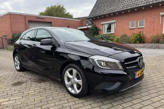 Mercedes-Benz A-Klasse (2013) thumbnail 3