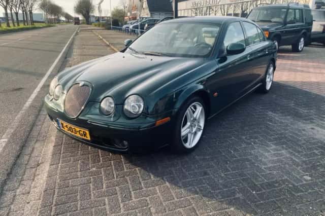 Jaguar S-Type (2003) thumbnail 2